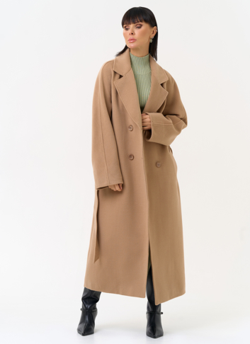 Женское двубортное пальто с поясом