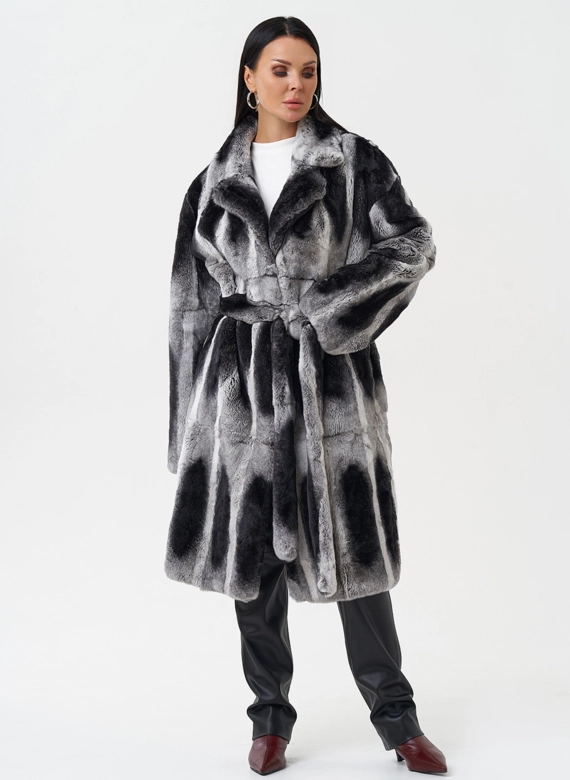 Шуба из меха кролика с английским воротником