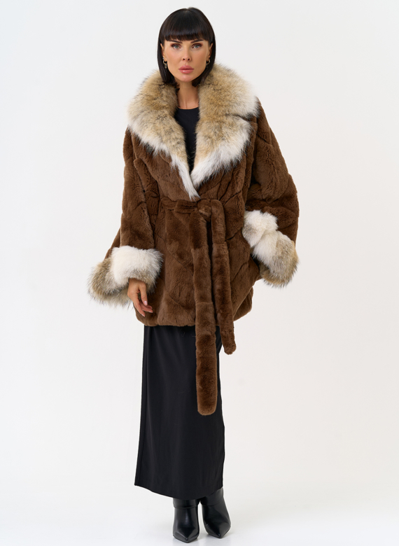Шуба из кролика с отделкой из меха койота