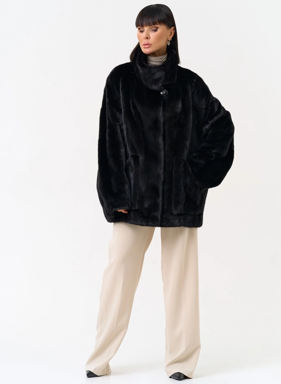 Женская шуба из скандинавской норки с воротником стойкой