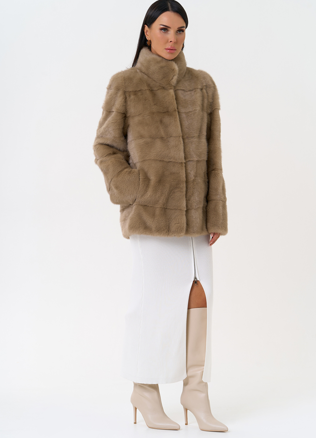 Короткая шуба из норки с воротником стойкой модель № 31329 универмаг малина