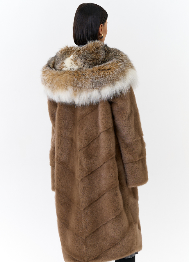 Норковая шуба с рысью модель № 25469 в кредит