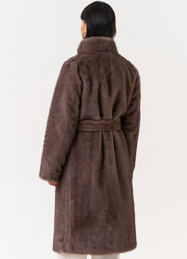 Женская шуба из эко меха с воротником стойкой модель № 31256 универмаг малина