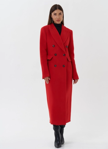 Двубортное пальто с английским воротником